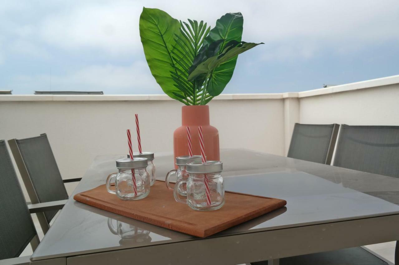 Penthouse Apartment & Pool Malaga Center ภายนอก รูปภาพ