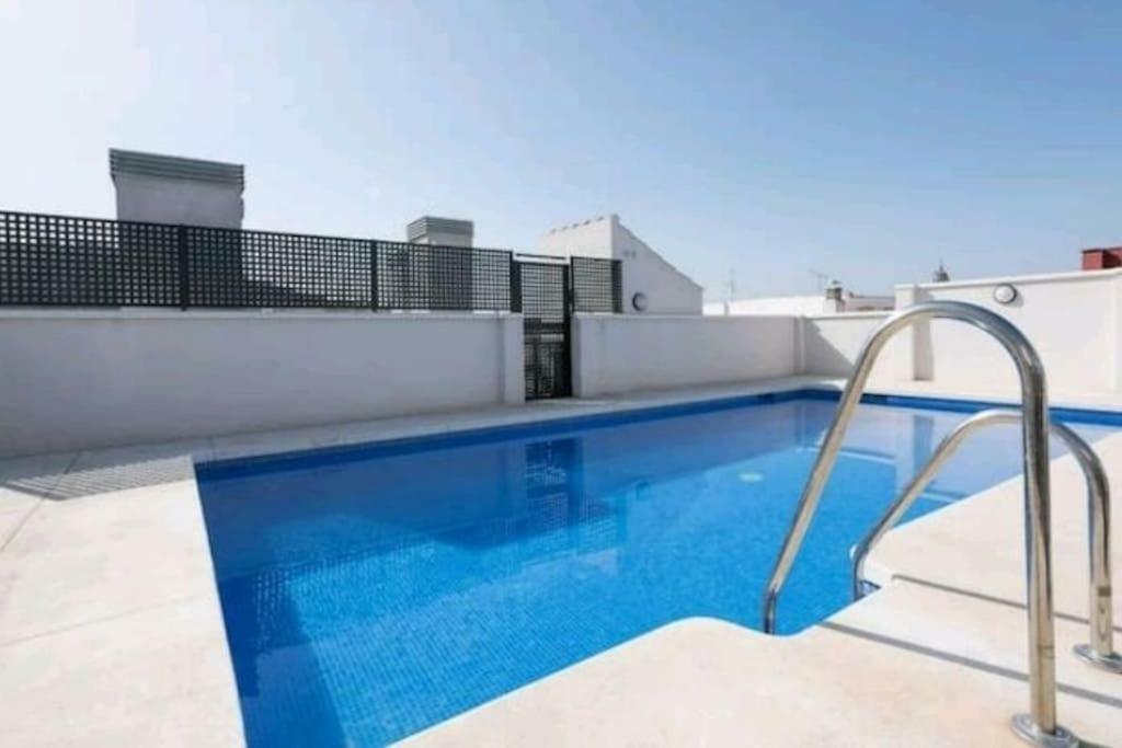Penthouse Apartment & Pool Malaga Center ภายนอก รูปภาพ